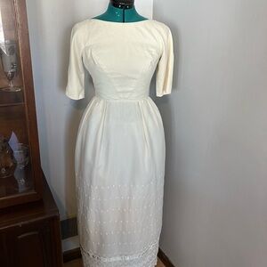 Elegant Vintage Cream Dress